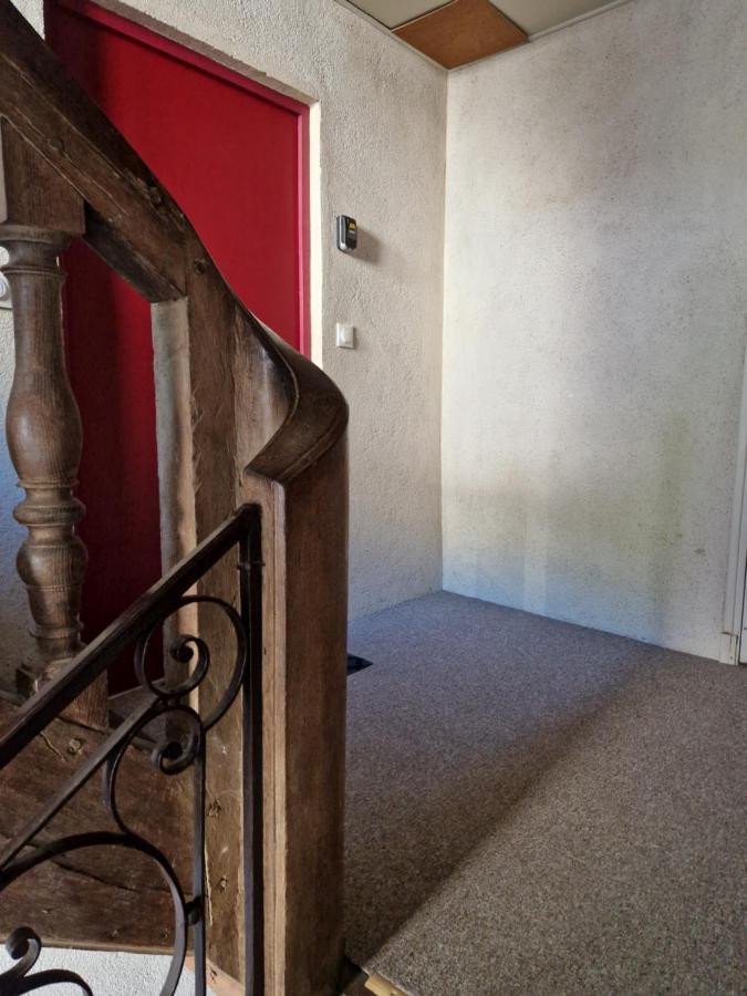 Le Saint Jean Et Son Parking Privee Apartment Blois Exterior foto